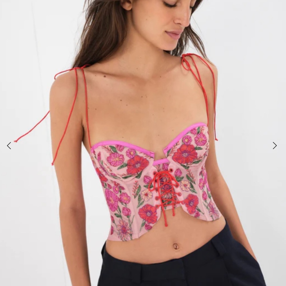 NWT FLL Kaylee crop top